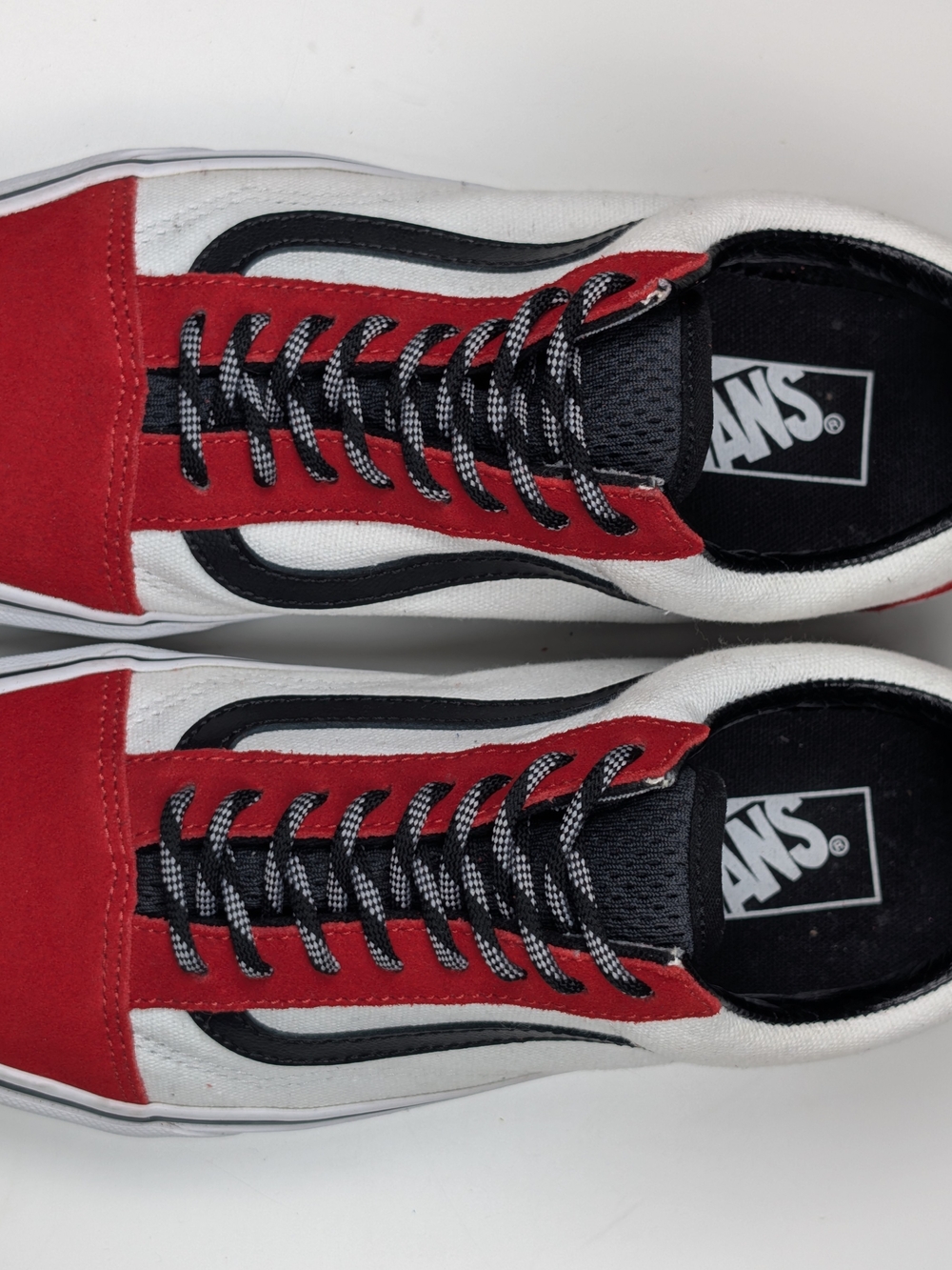 Vans Old Skool 1966 Since Off The Wall Red/White Sneakers Mens 7.5 Womens 9 - Picture 2 of 8